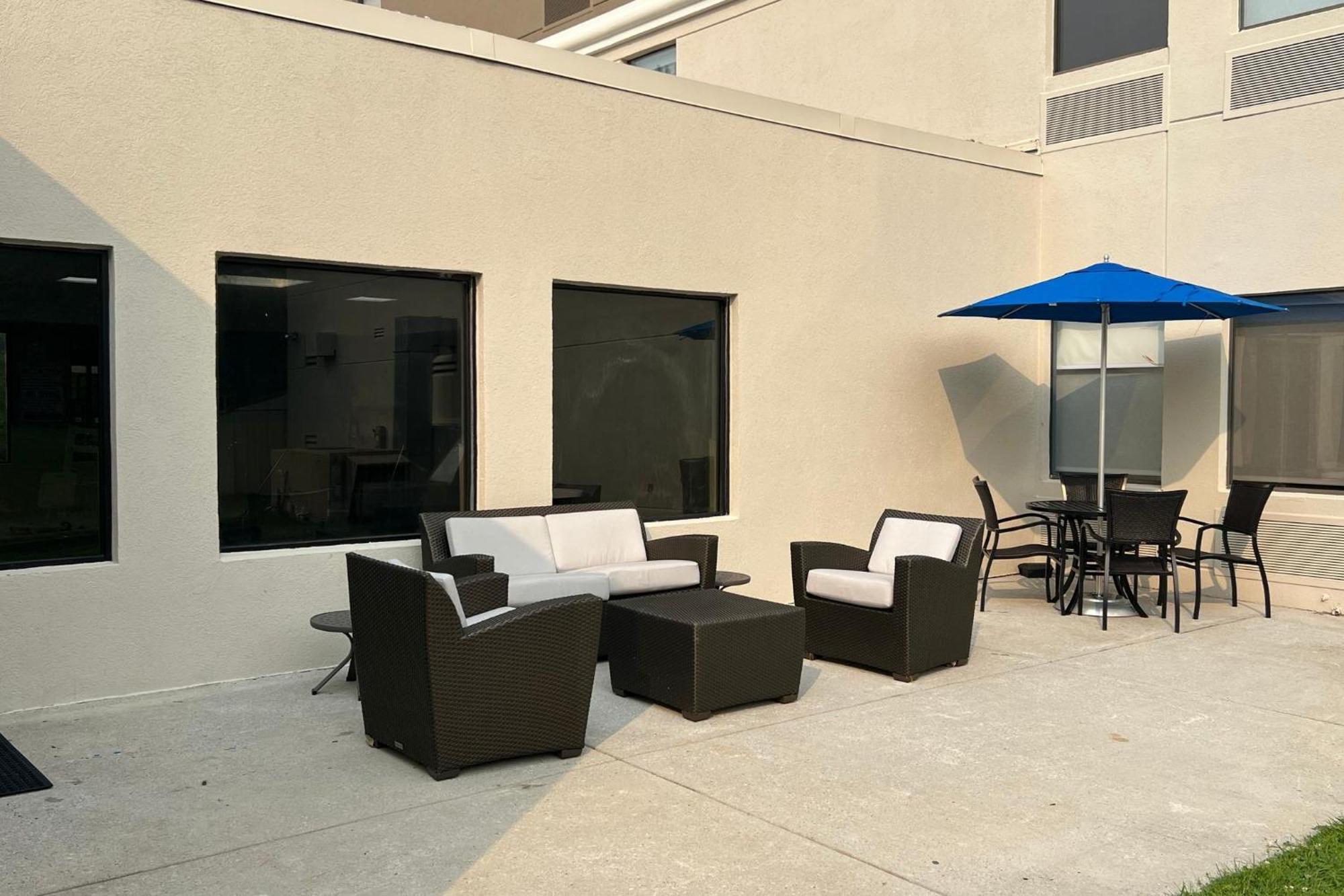Holiday Inn Express Harrisburg I-81 - Hershey By Ihg Manadahill Exterior foto